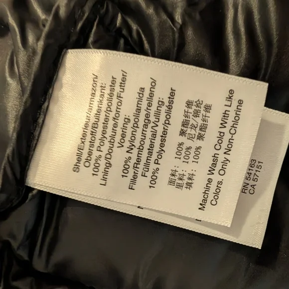 DKNYC Women's Quilted Black Puffer Coat - Picture 10 of 12